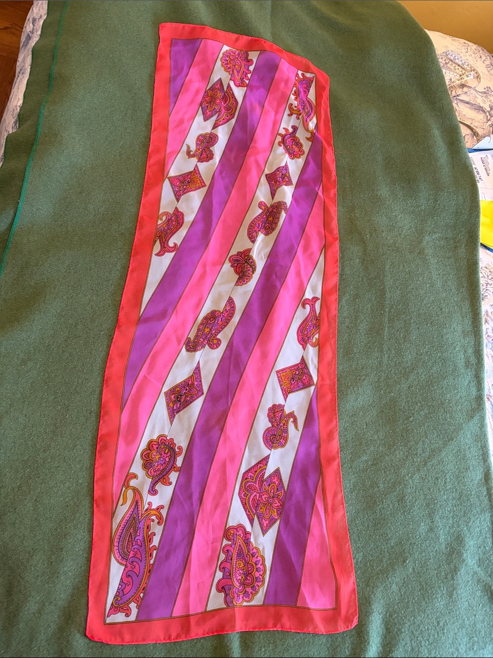 Women's Pink & Purple Paisley Stripe Scarf Vintage